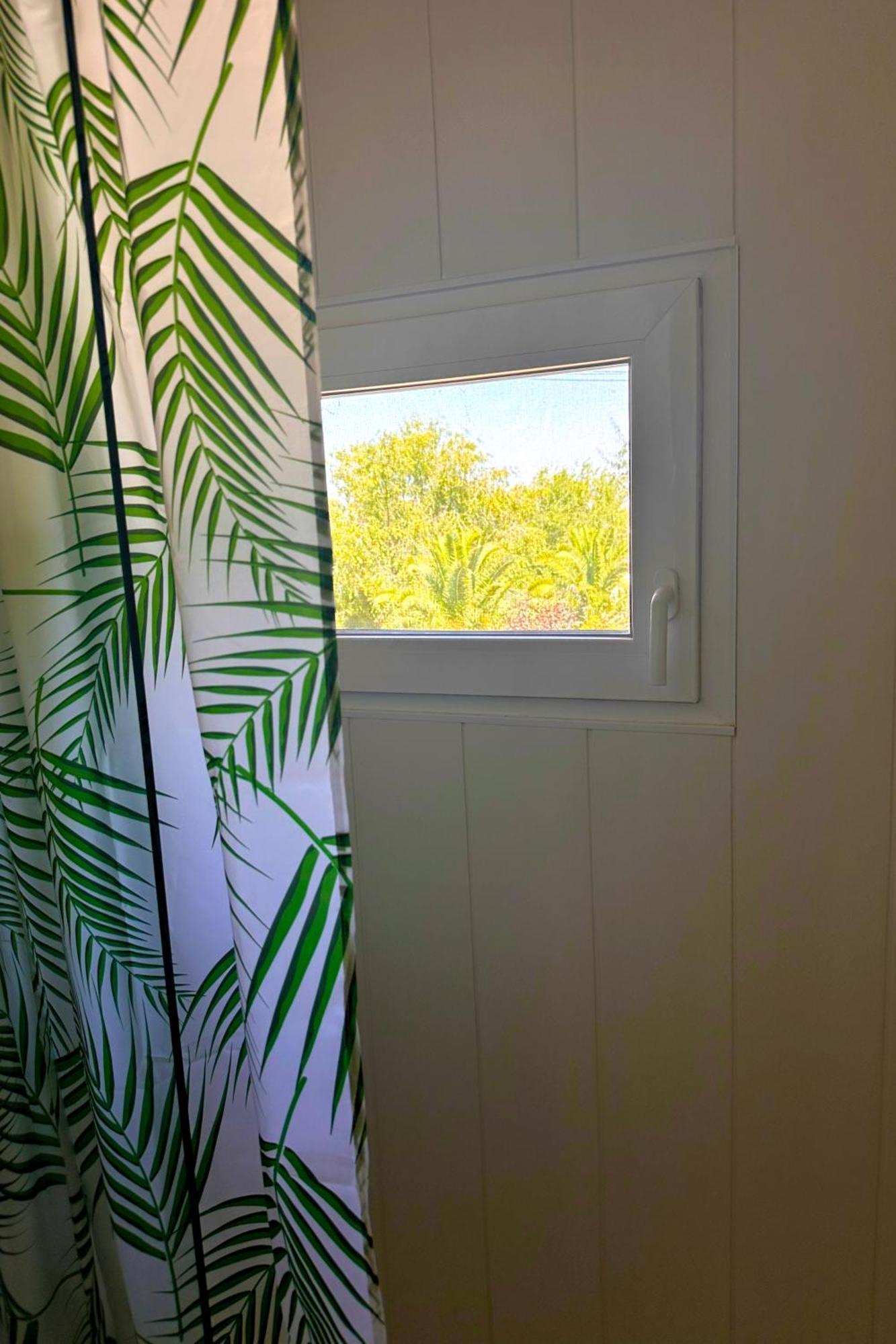 Fee4Me Cabin With Pool And Garden San Martin De La Vega Exterior photo